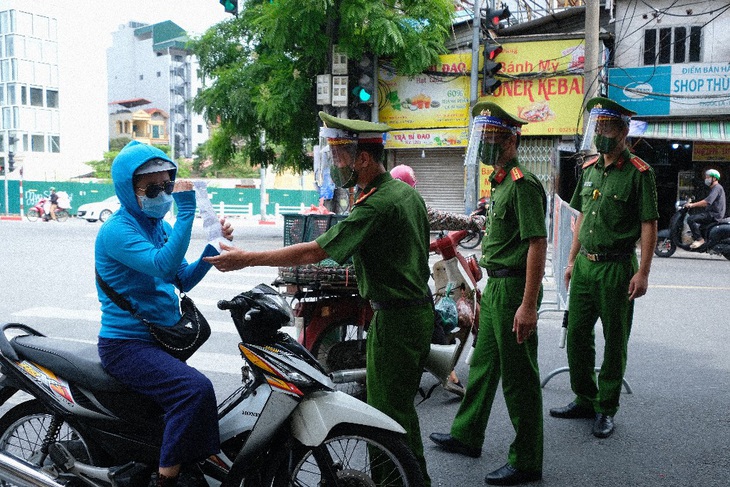 Hà Nội: Một buổi sáng ngày 30-7, thêm 61 ca COVID-19, nhiều ca trong cộng đồng - Ảnh 1.