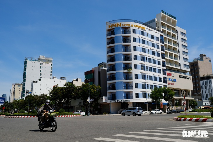 Đà Nẵng: Căn hộ cho thuê giảm sập sàn hơn 50% vẫn ít khách hỏi thăm - Ảnh 1. Đà Nẵng: Căn hộ cho thuê giảm sập sàn hơn 50% vẫn ít khách hỏi thăm - Ảnh 1.