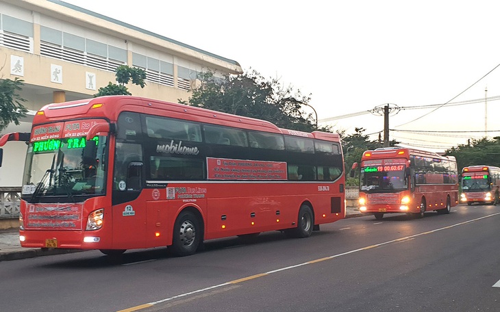 Chủ tịch Phú Yên: ‘Đưa hết người dân từ phía Nam về quê là chia sẻ với TP.HCM, là nghĩa vụ