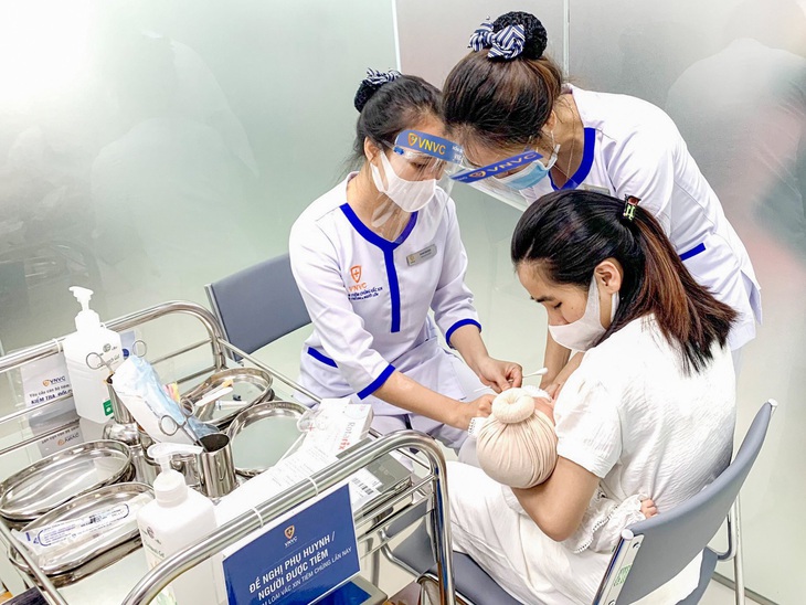 Đưa vào hoạt động VNVC Đức Trọng - Ảnh 2. Đưa vào hoạt động VNVC Đức Trọng - Ảnh 2.