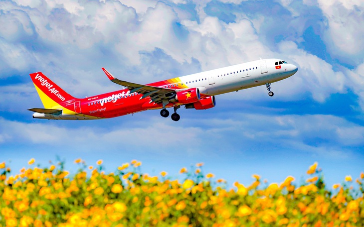 Sáu tháng đầu năm 2021, Vietjet đạt doanh thu cao hơn so với cùng kỳ, lợi nhuận 127 tỉ đồng