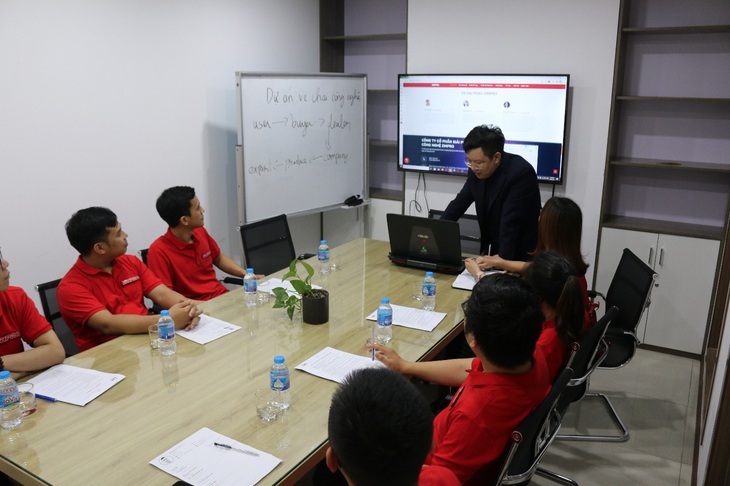 Bí quyết kinh doanh thâu tóm khách hàng trong tầm tay - Ảnh 3. Bí quyết kinh doanh thâu tóm khách hàng trong tầm tay - Ảnh 3.
