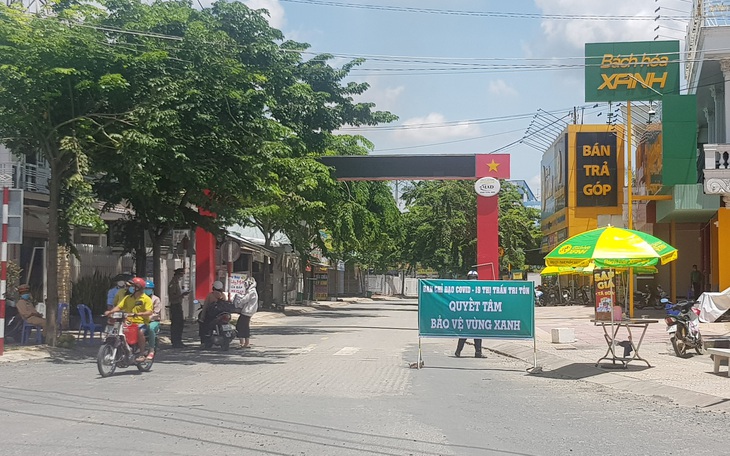 An Giang yêu cầu mỗi cơ quan đi làm không quá 5 người từ 0h ngày 20-8