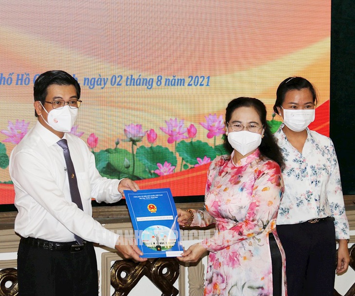 Bà Nguyễn Thị Lệ kiêm nhiệm bí thư Đảng đoàn HĐND TP.HCM nhiệm kỳ 2021-2026 - Ảnh 1. Bà Nguyễn Thị Lệ kiêm nhiệm bí thư Đảng đoàn HĐND TP.HCM nhiệm kỳ 2021-2026 - Ảnh 1.
