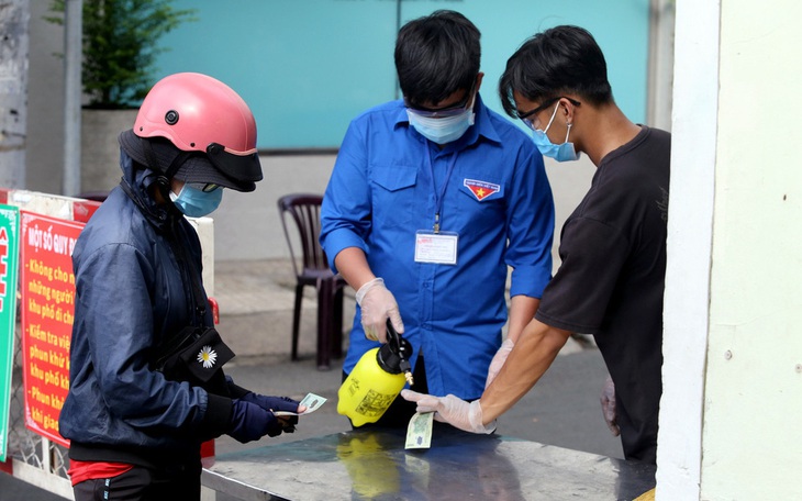 Đề xuất huy động bộ đội xuất ngũ và lực lượng bảo vệ tham gia phòng, chống dịch tại TP.HCM