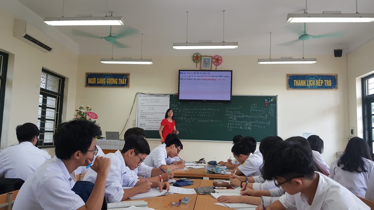 Không chấm điểm một số môn ở trung học: Giáo viên nói gì? - Ảnh 1. Không chấm điểm một số môn ở trung học: Giáo viên nói gì? - Ảnh 1.