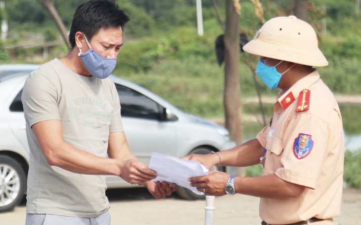 Tất cả người dân TP Vinh phải ở yên trong nhà từ 0h ngày 23-8