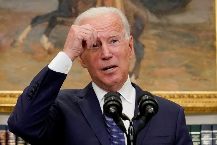 CNN khảo sát: Tỉ lệ ủng hộ với Tổng thống Joe Biden còn 38% - Ảnh 1.