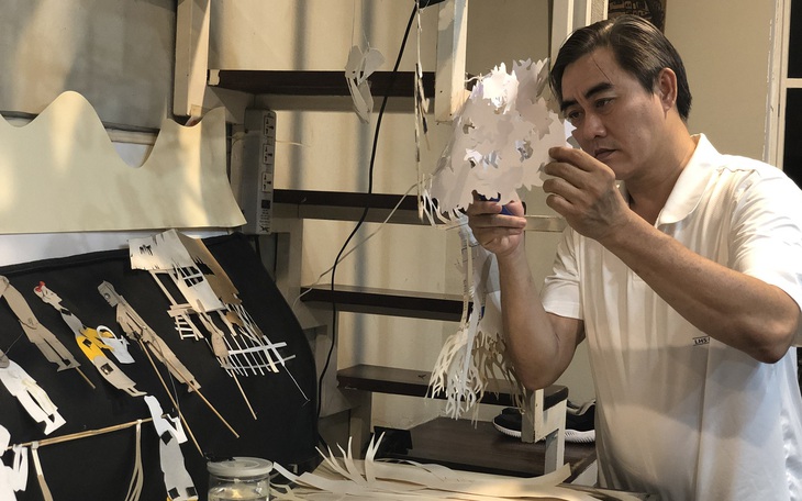 Họa sĩ tranh cát Trí Đức kể chuyện cội nguồn Việt Nam với bạn bè quốc tế tại Tunisia - Ảnh 5.