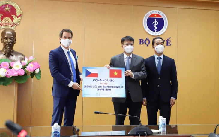 Tiệp Khắc trong tim người Việt nối dài tình hữu nghị Việt Nam - Czech hôm nay - Ảnh 6.