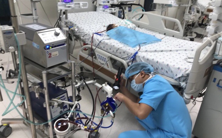 Can thiệp ECMO cứu sống bé sơ sinh 2 ngày tuổi mắc bệnh tim hiếm gặp