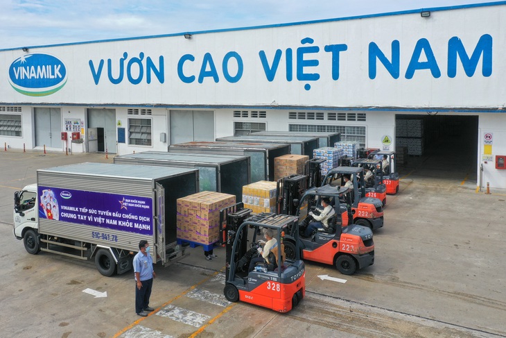 Vinamilk tiếp sức tuyến đầu chống dịch tại 50 bệnh viện trên cả nước - Ảnh 1.