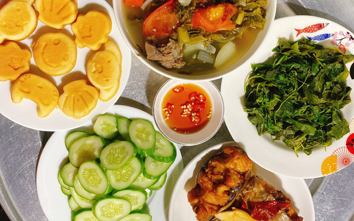 Nỗi nhớ cá kho: Mặn mòi cay cay thơm nồng đủ đầy đến phát... 