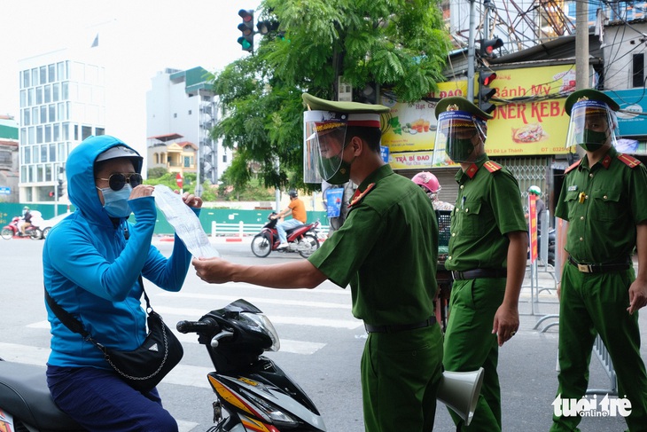 Sáng 9-8, Hà Nội ghi nhận 9 ca COVID-19 mới, chỉ 1 ca ngoài cộng đồng - Ảnh 1.