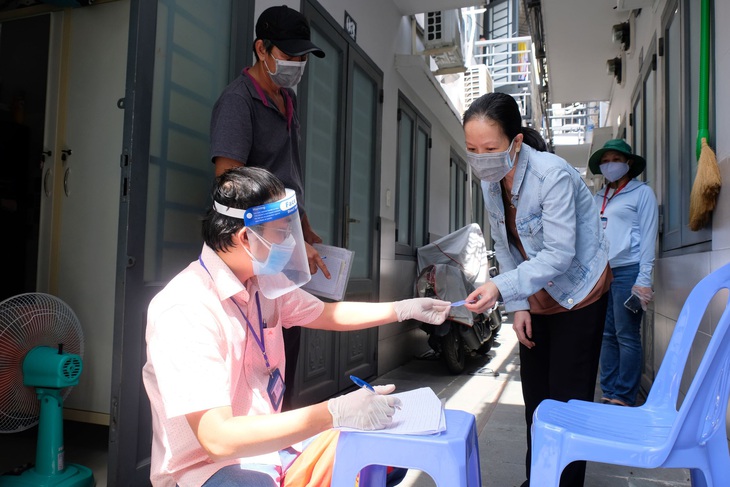 TP.HCM lên kế hoạch hỗ trợ đợt 3, không phân biệt thường trú, tạm trú - Ảnh 1.