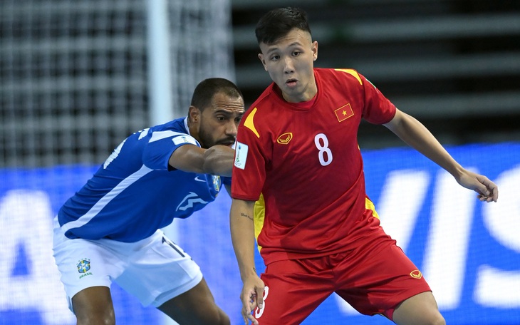 World Cup futsal 2020, Việt Nam - Czech: Nỗ lực nắm quyền tự quyết