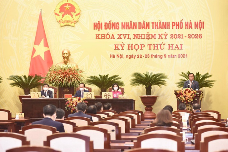 Bí thư Hà Nội: Cơ bản kiểm soát tốt dịch, áp dụng biện pháp cho tình hình mới - Ảnh 1.