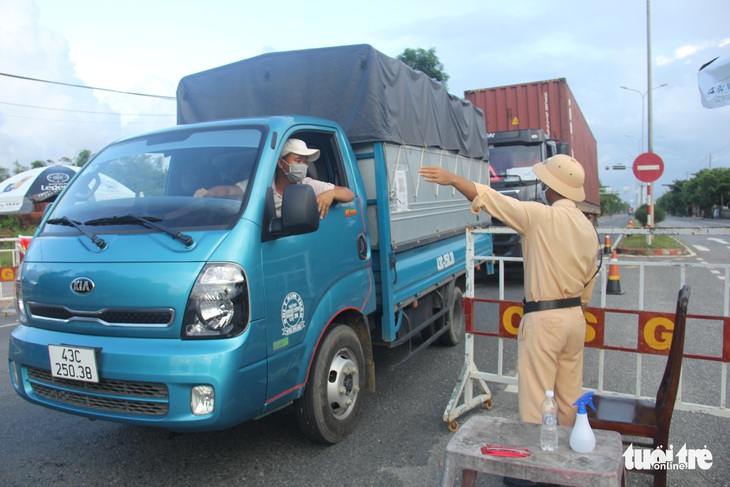 Muốn vào Đà Nẵng chăm bệnh người thân nhưng chưa biết nộp đơn qua kênh nào? - Ảnh 1.