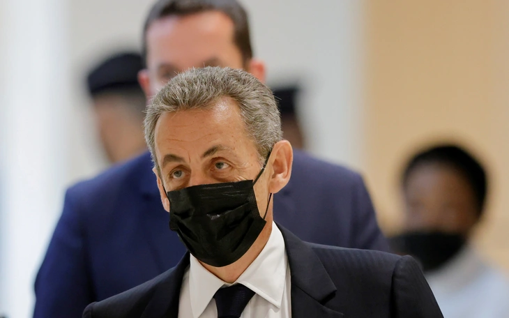 Cựu tổng thống Pháp Nicolas Sarkozy bị kết tội, có thể chịu 7 năm tù - Ảnh 3.