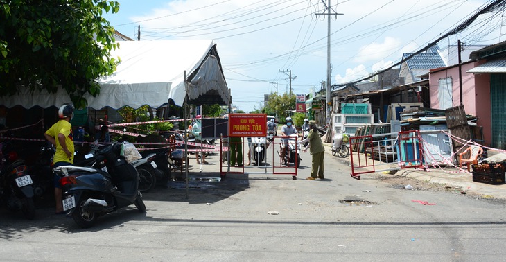 Liên tục có ca mắc cộng đồng, Bình Thuận yêu cầu lãnh đạo TP Phan Thiết kiểm điểm - Ảnh 1.