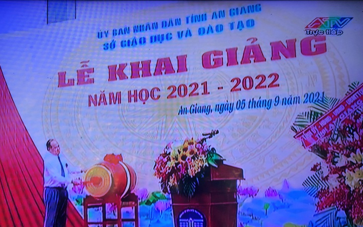 Chúng tôi phải là điểm tựa cho các em