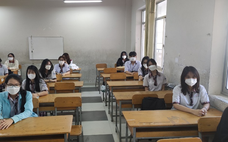 TP.HCM: Học sinh lớp 7 - 12 ôn tập, kiểm tra học kỳ I từ ngày 4 đến 22-1