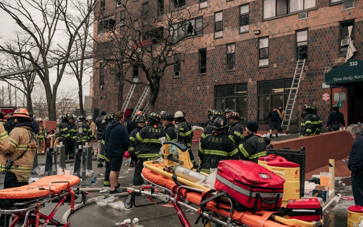 Cháy lớn làm ít nhất 19 người thiệt mạng ở New York