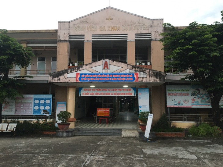 Quảng Nam thống nhất tạm ứng kinh phí cho các bệnh viện trả lương nhân viên - Ảnh 2.