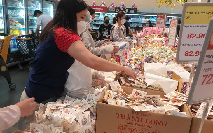 Sức mua tăng, khuyến mãi sẽ nhiều hơn - Ảnh 1. Sức mua tăng, khuyến mãi sẽ nhiều hơn - Ảnh 1.