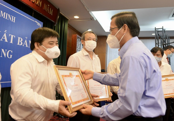 Bí thư Nguyễn Văn Nên: Năm 2021 thực sự là năm dấn thân của những nhà báo - Ảnh 4. Bí thư Nguyễn Văn Nên: Năm 2021 thực sự là năm dấn thân của những nhà báo - Ảnh 4.