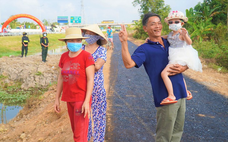 Người dân ĐBSCL có thể đi làm tại TP.HCM nhanh nhất bằng đường cao tốc - Ảnh 4.