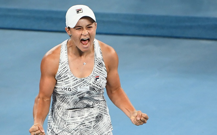 Ashleigh Barty giải cơn khát 44 năm cho nước Úc