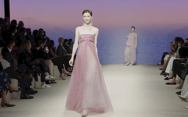 Giorgio Armani  - Ảnh 5.