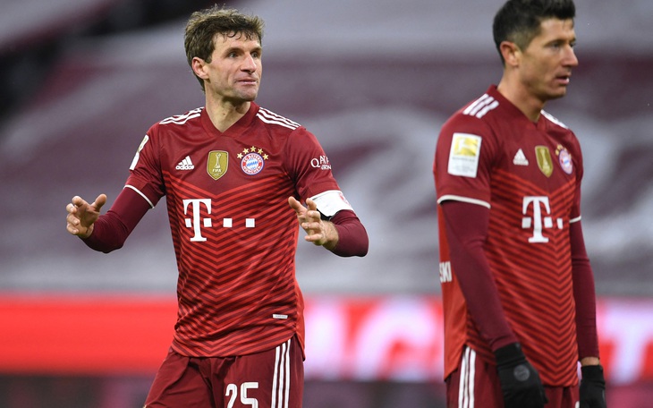 Bayern Munich thua trận thứ 3 ở Bundesliga