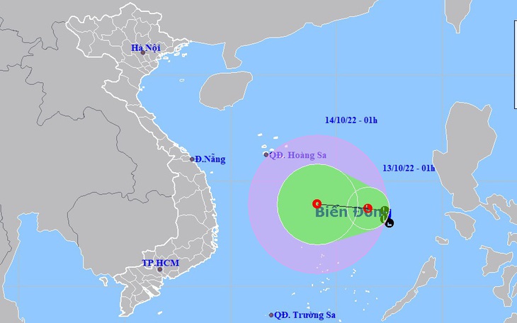 Thời tiết 13-10: Áp thấp trên Biển Đông mạnh lên, Trung Bộ tiếp tục mưa to