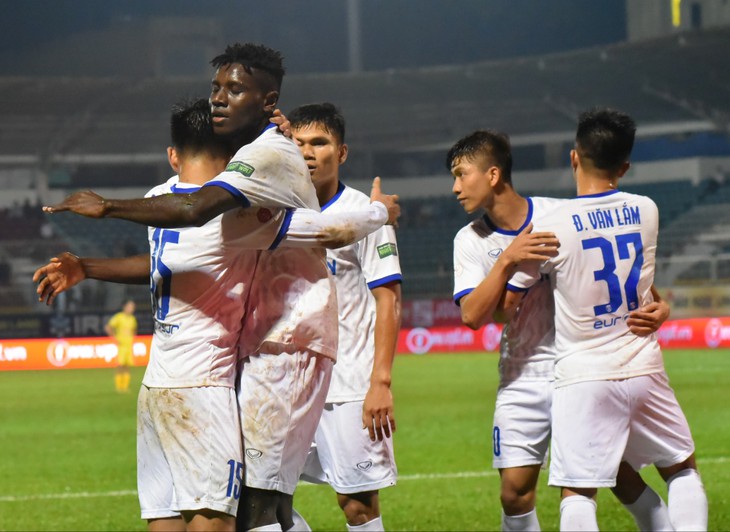 Lại thua, HAGL đã không thắng trận thứ 7 liên tục ở V-League 2022 - Ảnh 1.