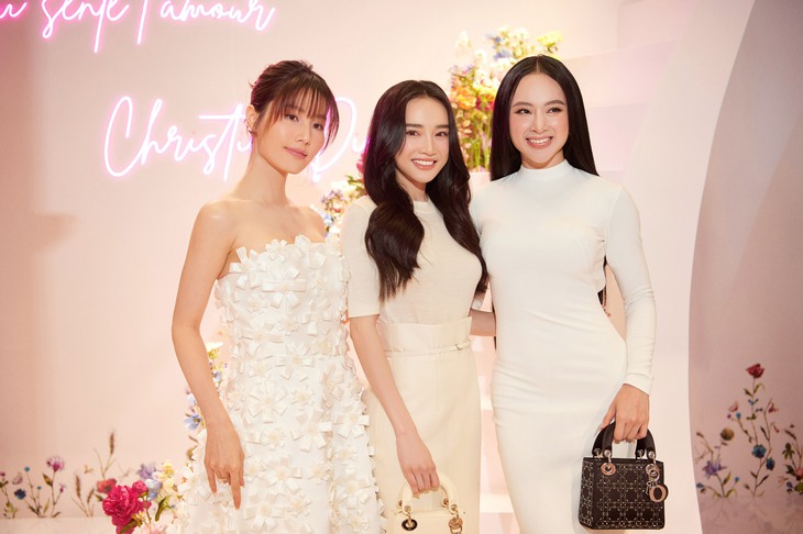 Nhã Phương, Diễm My 9X và Angela Phương Trinh đọ nhan sắc gây thương nhớ - Ảnh 1. Nhã Phương, Diễm My 9X và Angela Phương Trinh đọ nhan sắc gây thương nhớ - Ảnh 1.