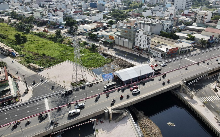 TP.HCM gỡ khó loạt dự án giao thông trì trệ nhiều năm