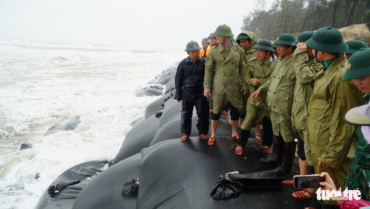 Mưa lớn do bão số 6 sẽ không gây ngập diện rộng ở Huế như vài ngày trước - Ảnh 2.