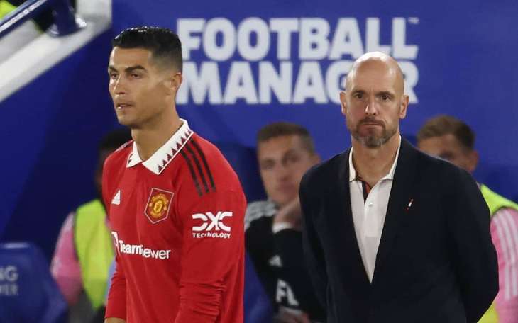 Man Utd cứng rắn trừng phạt Ronaldo vì tội 