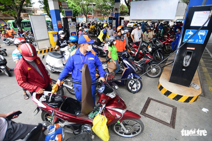 Bộ Tài chính nói gì về đề nghị tăng các chi phí kinh doanh xăng dầu của Bộ Công Thương? - Ảnh 1.