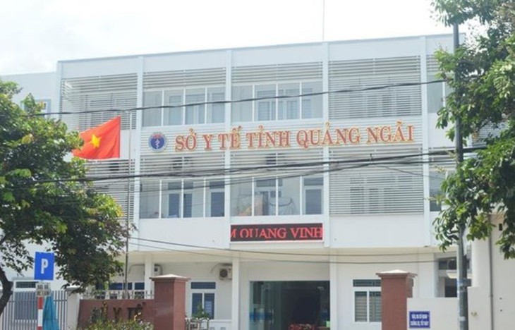 Kỷ luật 2 nguyên giám đốc Sở Y tế liên quan đấu thầu thuốc - Ảnh 1.