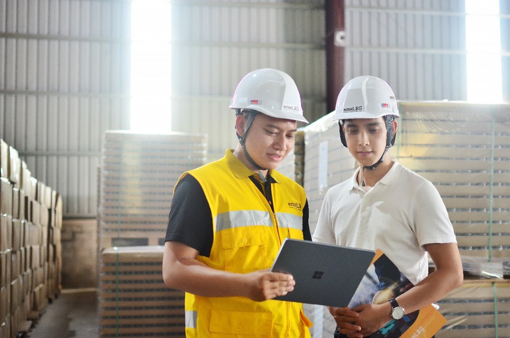 InterLOG đạt chứng nhận ‘Top 10 Thương hiệu Tiêu biểu Châu Á - Thái Bình Dương 2022’ - Ảnh 2. InterLOG đạt chứng nhận ‘Top 10 Thương hiệu Tiêu biểu Châu Á - Thái Bình Dương 2022’ - Ảnh 2.