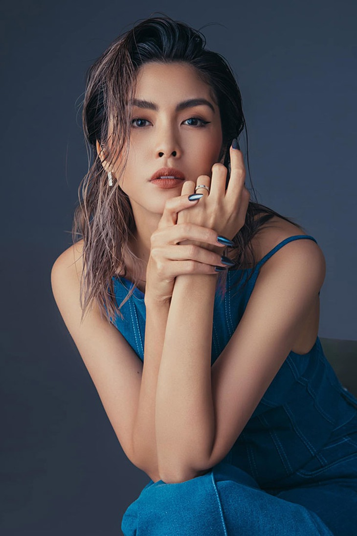 Ảnh vui sao Việt 26-10: Hoài Linh tất bật chạy show ở Mỹ - Ảnh 2. Ảnh vui sao Việt 26-10: Hoài Linh tất bật chạy show ở Mỹ - Ảnh 2.