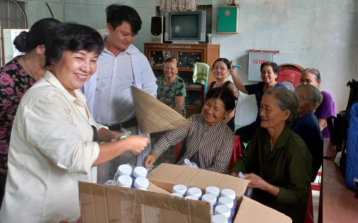 Hơi ấm người dưng - Kỳ 6: Cha, con và những chuyến đi về phía tình người