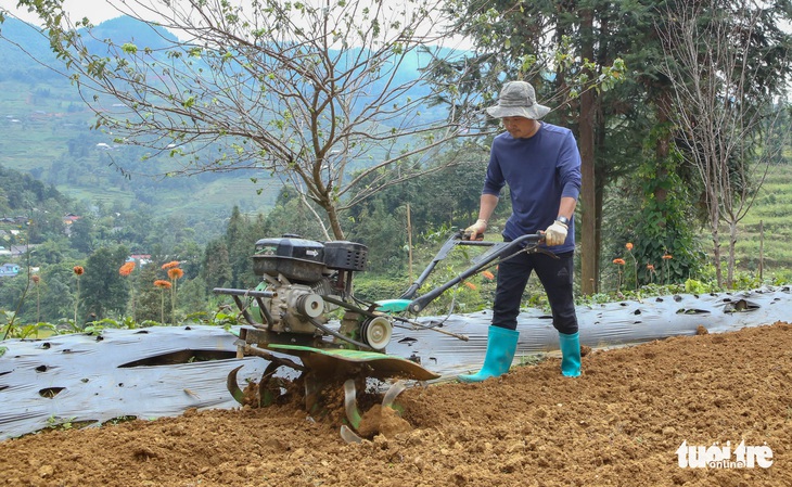 Dù nhiều ưu đãi, người nghèo vẫn khó xuất khẩu lao động để đi làm thợ, về khởi nghiệp - Ảnh 2.