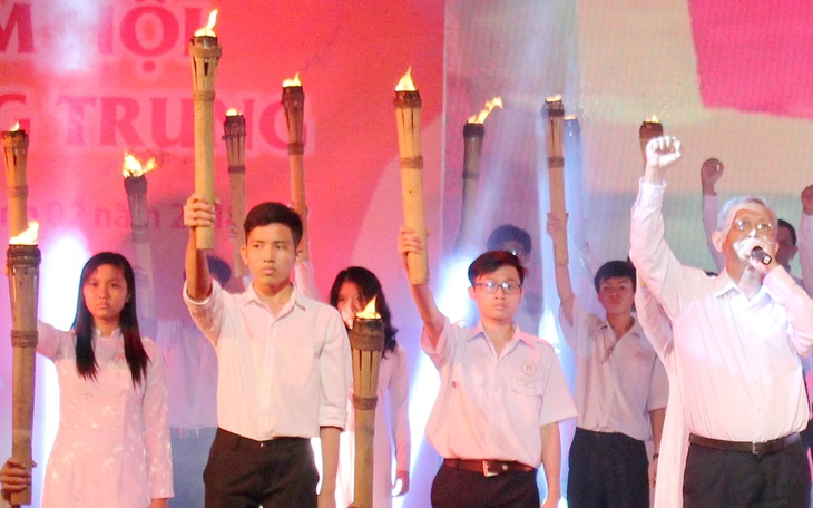 Bạn trẻ tắt trạng thái hoạt động trên mạng xã hội, tắt chế độ ‘đã xem’ 5-7 năm liền… vì lý do này? - Ảnh 1.