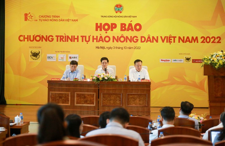 Tận dụng dự án bỏ hoang để nuôi bò, nông dân thủ đô mỗi năm thu về 65 tỉ đồng - Ảnh 1.