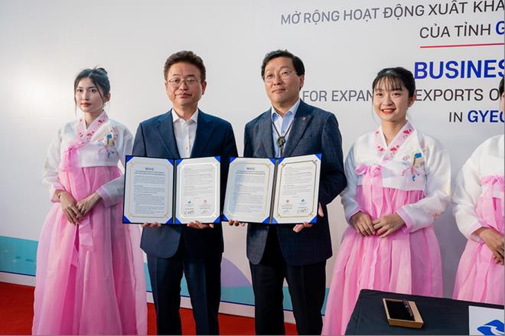 Tỉnh Gyeongsangbuk-do (Hàn Quốc) ký kết hợp tác với LOTTE Mart - Ảnh 2. Tỉnh Gyeongsangbuk-do (Hàn Quốc) ký kết hợp tác với LOTTE Mart - Ảnh 2.