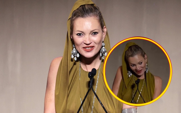 Kate Moss có cử chỉ kỳ quặc khi phát biểu